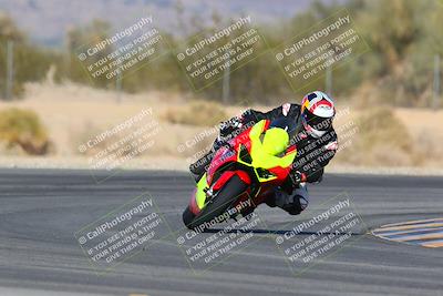 media/Jan-14-2024-SoCal Trackdays (Sun) [[2e55ec21a6]]/Turn 6 (125pm)/